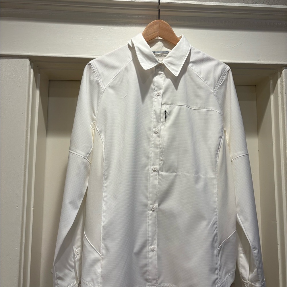 Columbia Omni Shade White Button Down Shirt